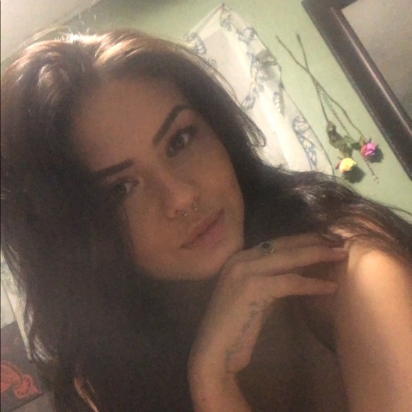 Meet your Posher, Miranda - Picture 1 of 1